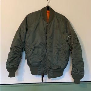 VINTAGE GREEN ALPHA BOMBER